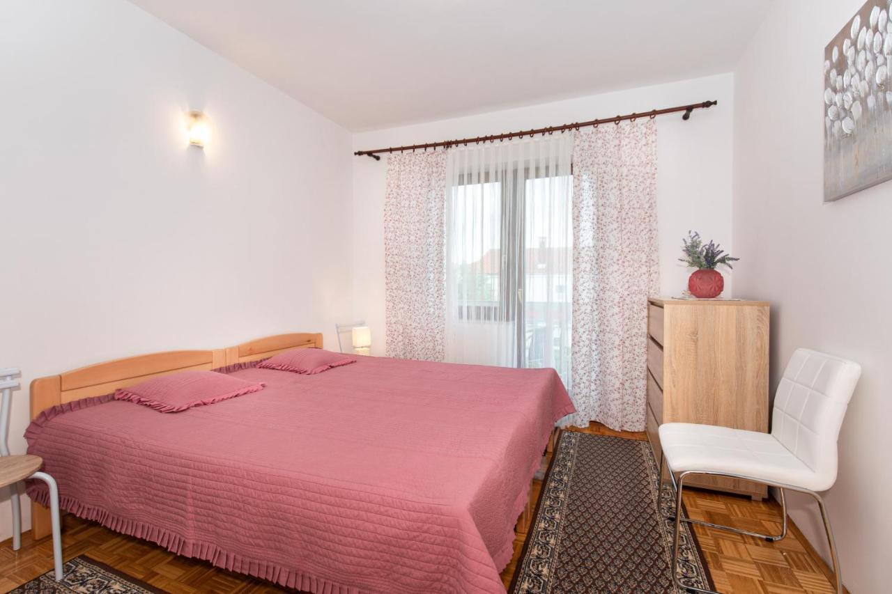 Apartment Drago *Cosy & Close To The Beach! Krk Town Exterior photo
