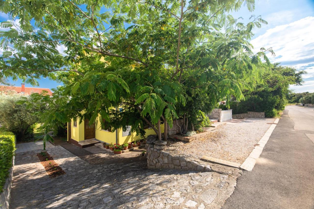 Apartment Drago *Cosy & Close To The Beach! Krk Town Exterior photo