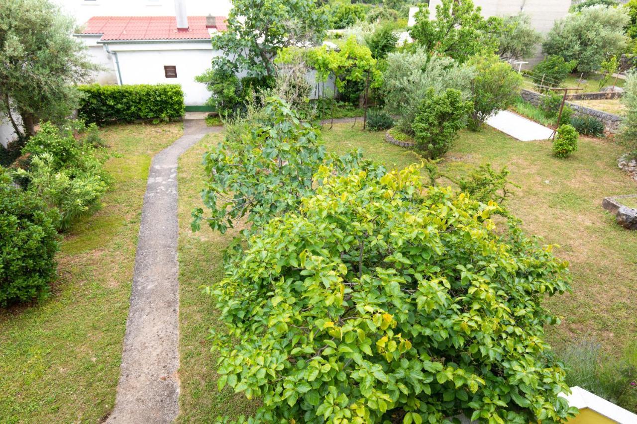 Apartment Drago *Cosy & Close To The Beach! Krk Town Exterior photo