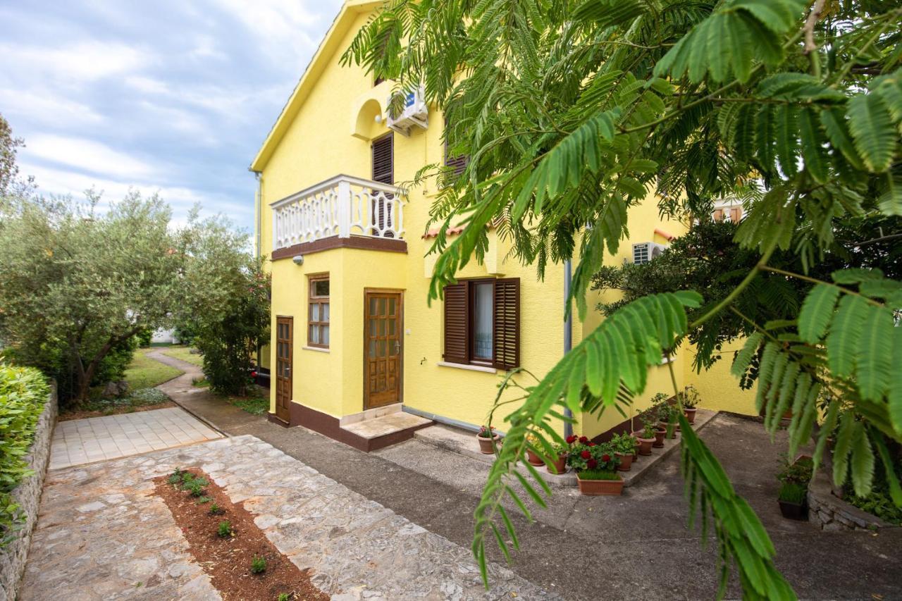 Apartment Drago *Cosy & Close To The Beach! Krk Town Exterior photo